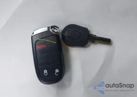 2020 Jeep Grand Cherokee Laredo E 4X4 from USA, damaged, VIN 1C4RJFAG9LC419986